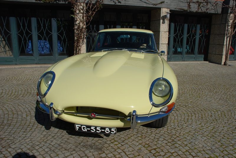Jaguar E-Type 2+2