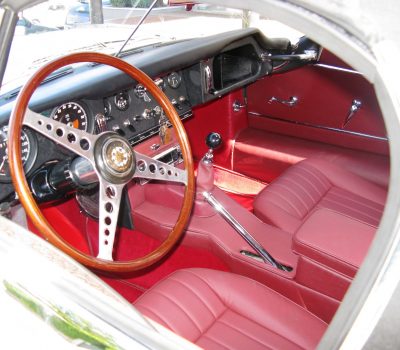 Jaguar E-Type Series I OTS 1965 Opalescent Silver Grey Interior